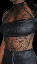 Load image into Gallery viewer, WEBBED&amp;LACED HALTER
